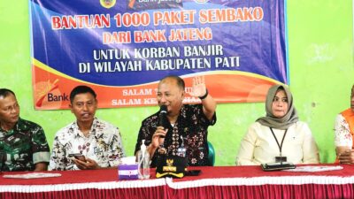 Korban Pasca Banjir Terima Bantuan Paket Sembako
