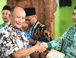 Guru TPQ, Madin, Sekolah Minggu,dan Pengelola Ponpes di Kayen dan Pati Terima Bantuan Kesejahteraan