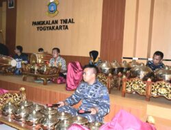 Lestarikan Budaya Jawa, Lanal Yogyakarta Gelar Latihan Kesenian Gamelan Karawitan