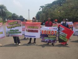 Komunitas Peternak Unggas Gelar Demo Tuntut Stabilkan Harga