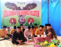 Ultah ke-2 Relawan Rajawali Klaten Gelar Pengajian dan Beri Santunan Anak Yatim